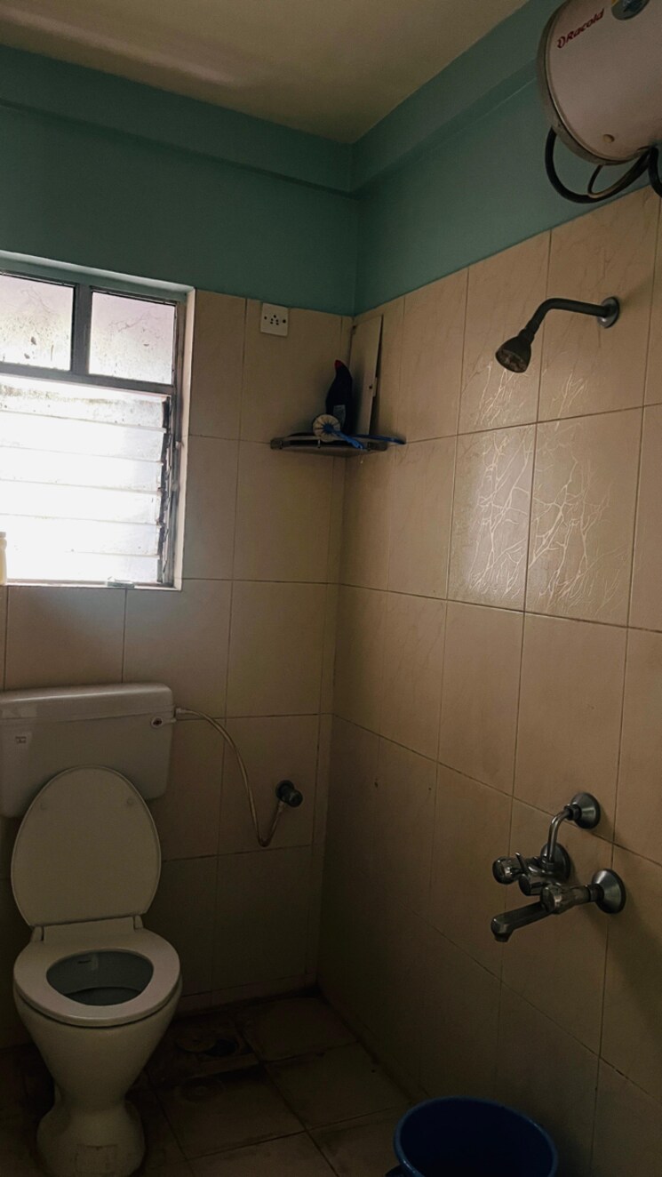 Bathroom, aranyeshwar nagar 2 Bedroom 900 Sq.Ft. Apartment In Aranyeshwar Nagar Pune 8865726