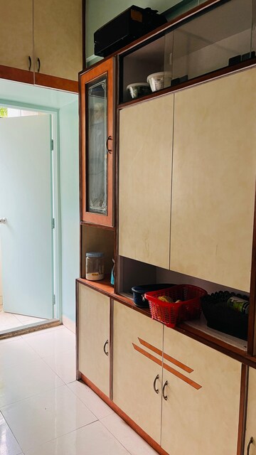 Furnished Amenities in 2 BHK Apartment at Aranyeshwar Nagar – for Rent