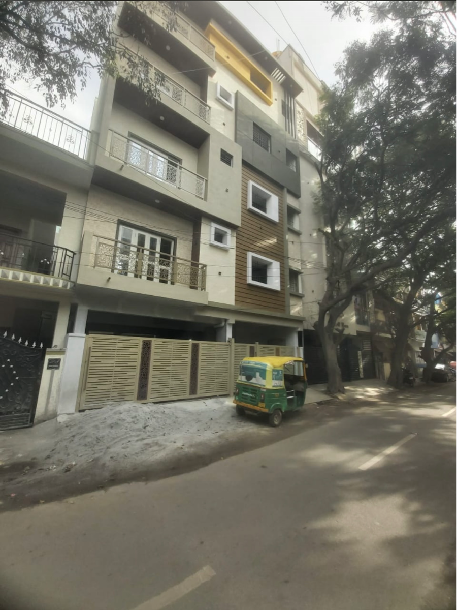 6+ BHK Independent House For Sale in Rt Nagar 