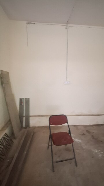 Furnished Amenities in  Shop at Santacruz East – for Rent