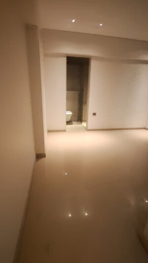 Room in 4 BHK Apartment at Arkade Aura, Santacruz West – for Sale