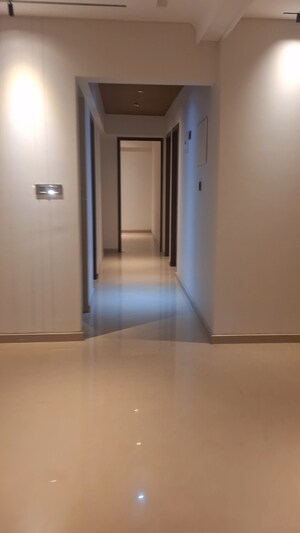 Room in 4 BHK Apartment at Arkade Aura, Santacruz West – for Sale