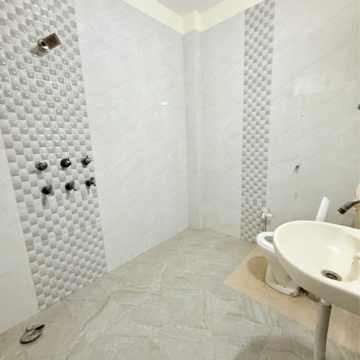 Bathroom in 4 BHK Independent House at RWA Apartments Sector 108, Sector 108 – for Rent