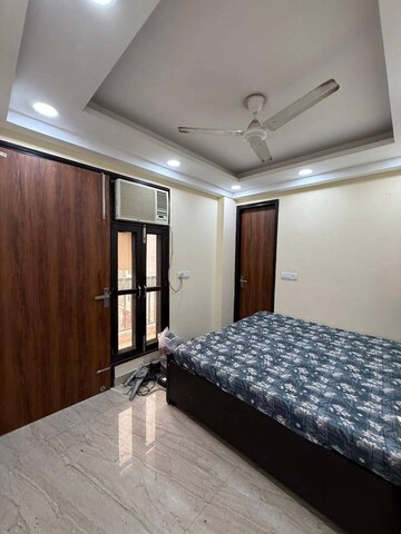 Bedroom in 3.5 BHK Builder Floor at Shastri Nagar – for Rent
