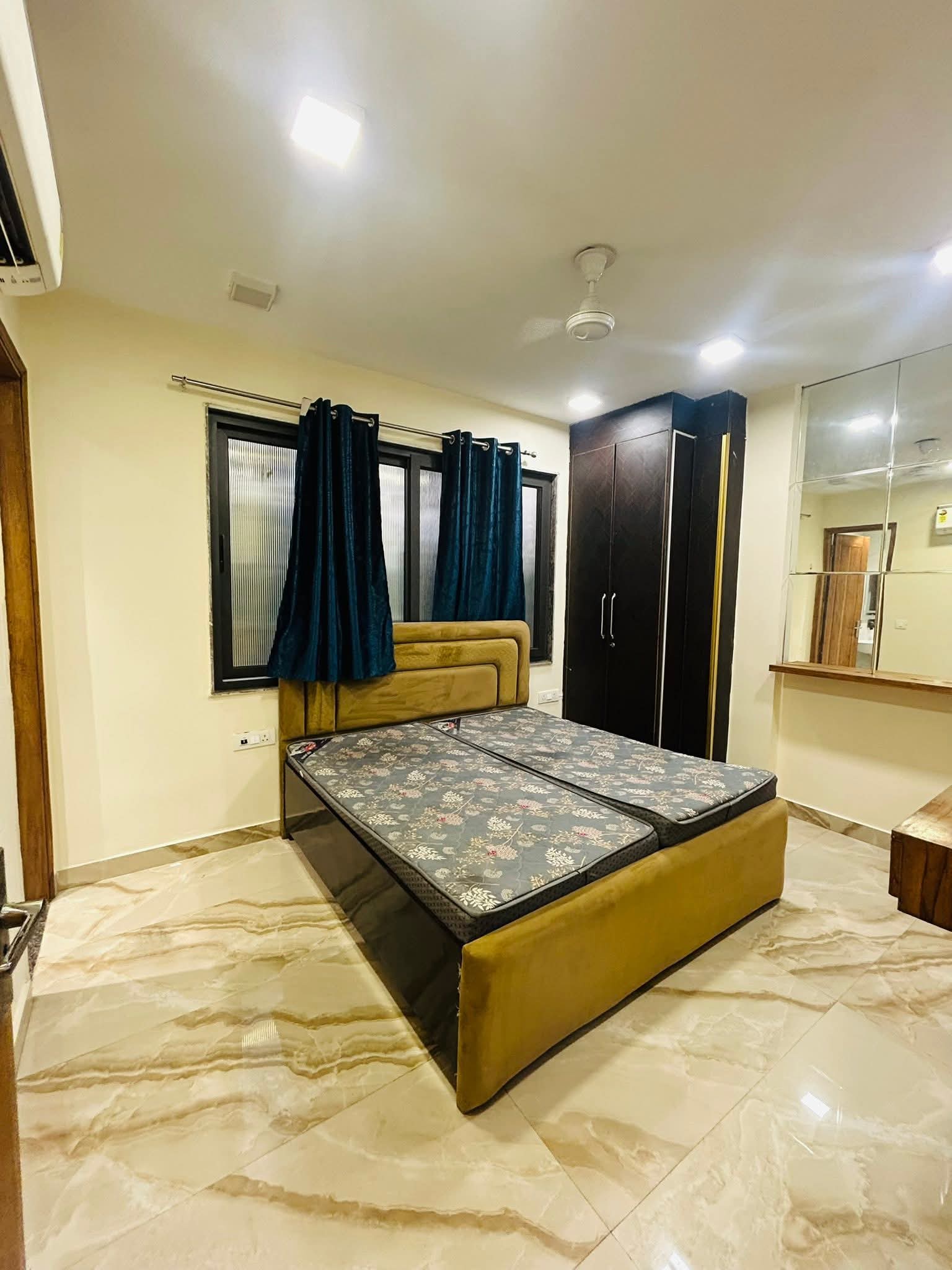 1.5 BHK Builder Floor For Rent in Fully Furnished Floor