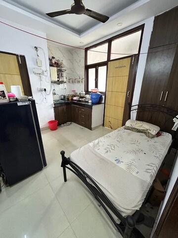 Kitchen in 1 RK Builder Floor at Shastri Nagar – for Rent