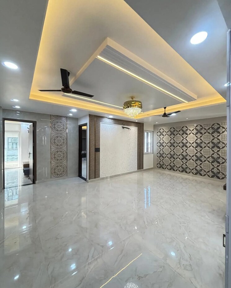 Room, dlf-one-midtown 3.5 Bedroom 2700 Sq.Ft. Apartment In Moti Nagar Delhi 8865771