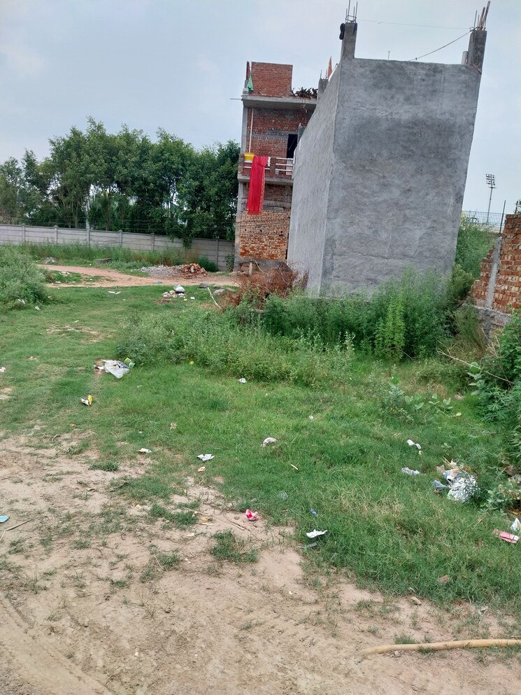Garden, jsb-shubham-enclave-ii  100 Sq.Yd. Plot In Jasana Faridabad 8865785