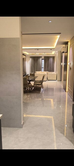 Gym in 4 BHK Builder Floor at Ansal API Esencia, Sector 67 – for Sale