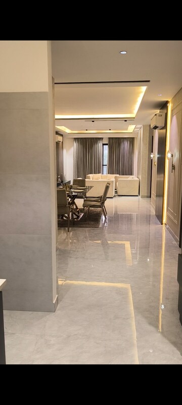 Gym in 4 BHK Builder Floor at Ansal API Esencia, Sector 67 – for Sale