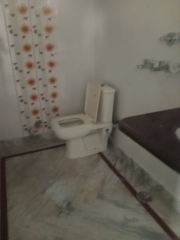 Bathroom in 3.5 BHK Builder Floor at Sector 18 – for Rent