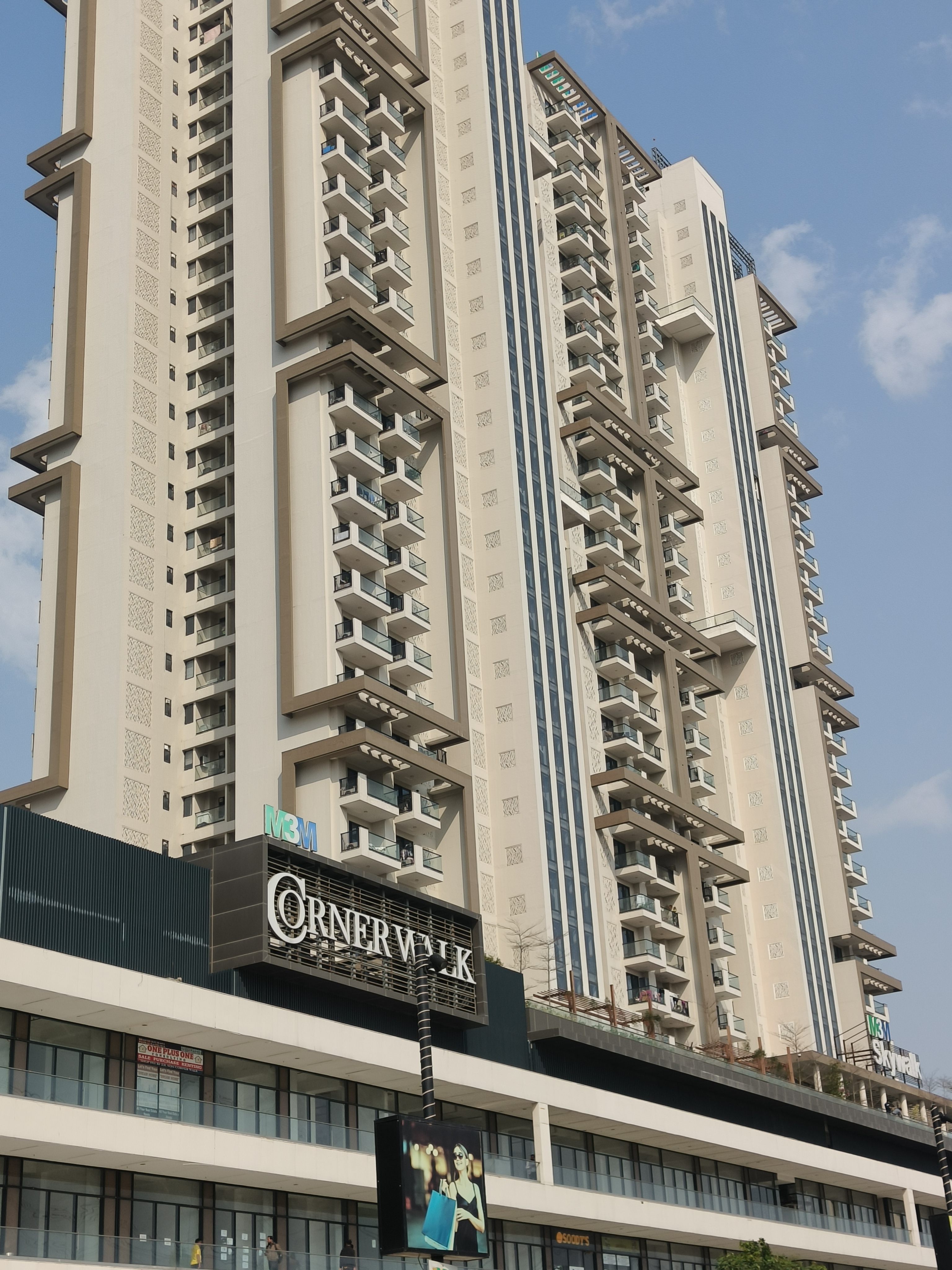 2 BHK 1415 Sq.Ft. Apartment in M3M Corner Walk