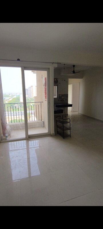 Room in 2 BHK Apartment at Signature The Serenas, Sohna Sector 36 – for Rent