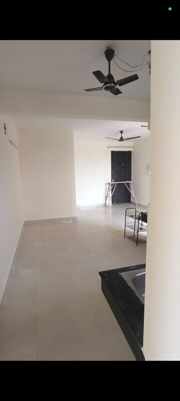 Room in 2 BHK Apartment at Signature The Serenas, Sohna Sector 36 – for Rent