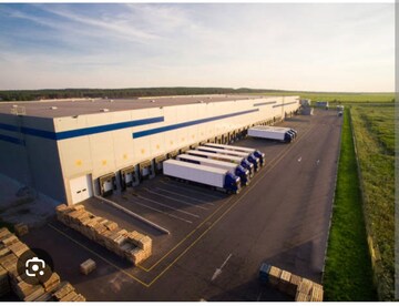  Warehouse For Rent in Ichchhapor