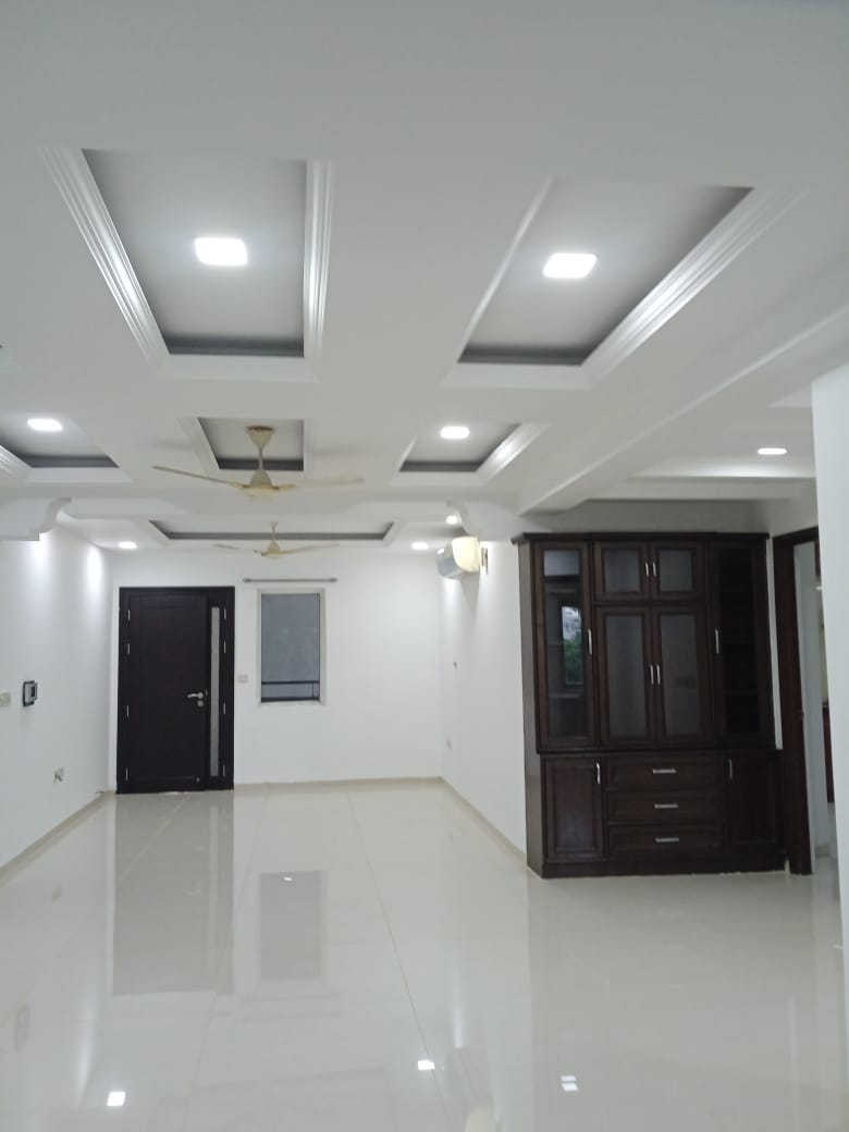 3 BHK + Pooja Room Apartment For Rent in Jayabheri Orange County
