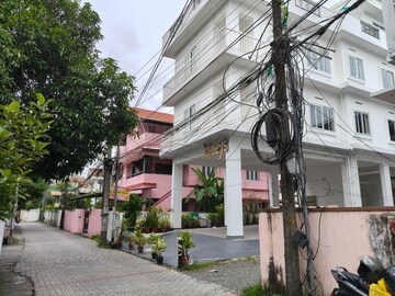 6+ BHK Apartment – Exterior View View at Kaloor - for Sale