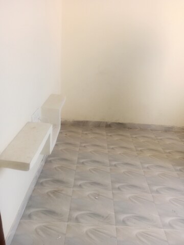 Staircase in 2 BHK Builder Floor at Sector 40 – for Rent