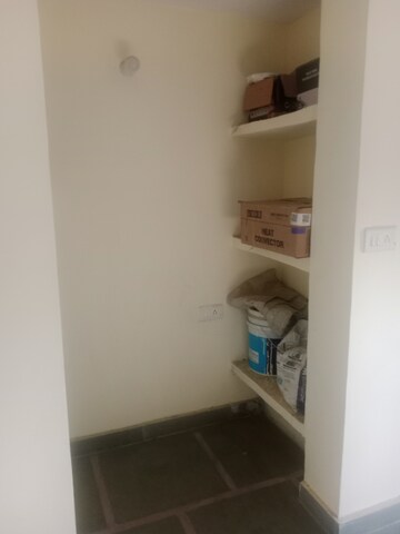 Furnished Amenities in 3 BHK Builder Floor at Sector 40 – for Rent