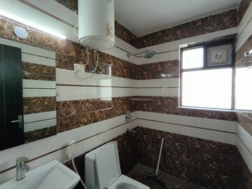 Kitchen in 3 BHK Builder Floor at Eros Rosewood City, Sector 49 – for Rent