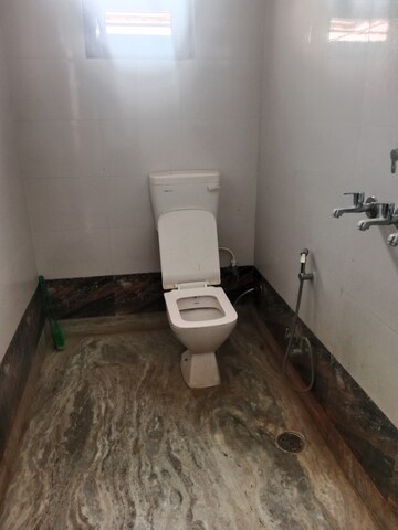 Bathroom in 3 BHK Builder Floor at Sector 40 – for Rent