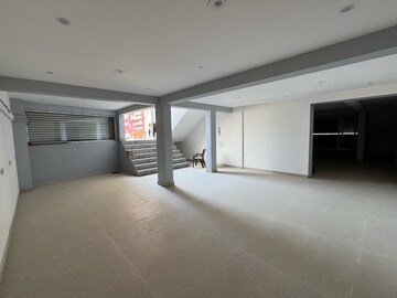  Showroom – Exterior View View at New Palam Vihar Phase 2 - for Rent