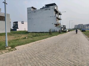  Plot For Sale in Dundahera