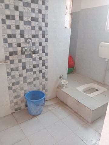 Bathroom in 3 BHK Apartment at Rps More – for Rent