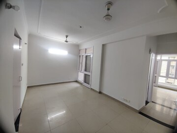 2 BHK Builder Floor For Rent in RWA Apartments, Sector 31