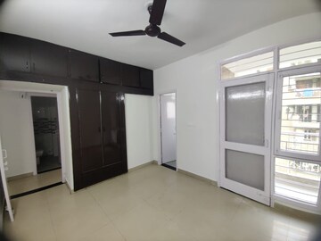 Room in 2 BHK Builder Floor at RWA Apartments Sector 47, Sector 47 – for Rent
