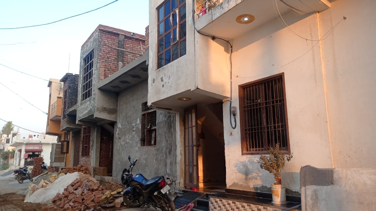 Plot For Sale in Sanjay Vihar