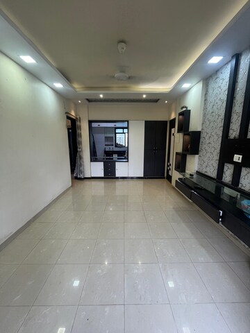 Building Lobby in 2 BHK Apartment at Green View Apartment Borivali West, Borivali West – for Rent