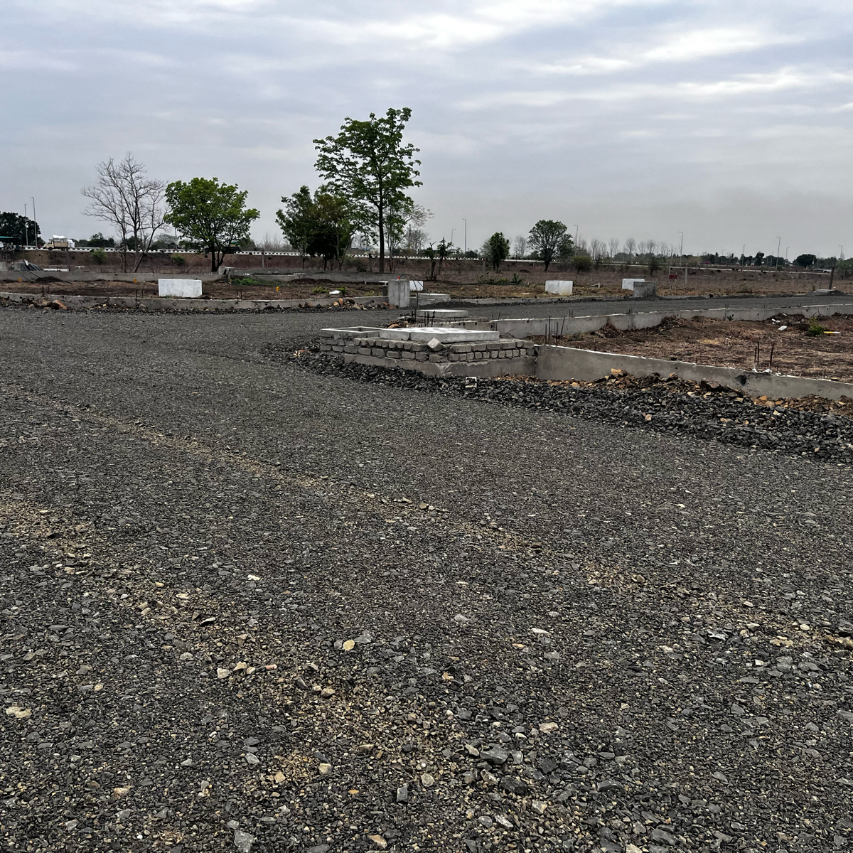 Plot For Sale in Mahalaxmi Nagar 30