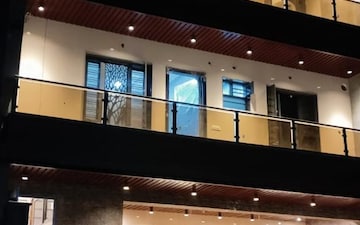 Showroom For Rent in Sector 46