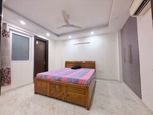 Bedroom in 4 BHK Villa at Unitech Nirvana Country Aspen Greens, Sector 50 – for Sale