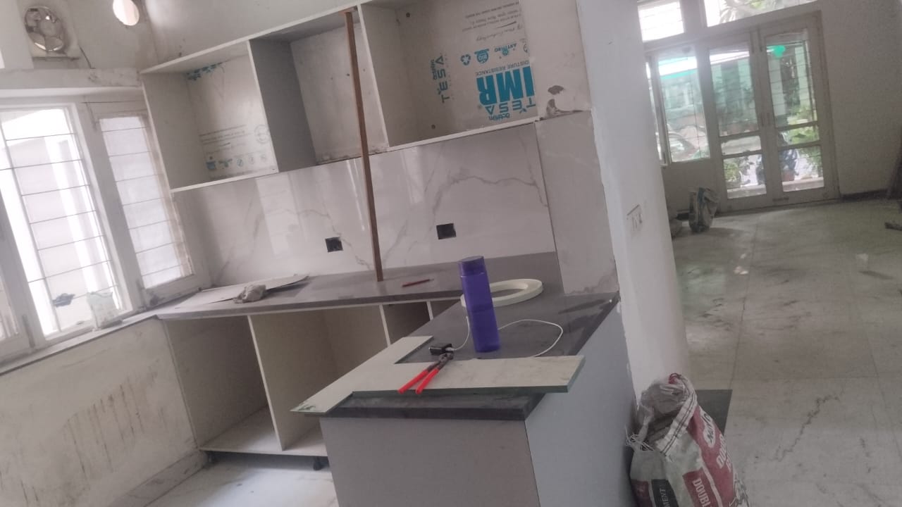 3 BHK + Servant Room Apartment For Sale in Central Park I