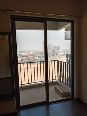 Room in 2 BHK Apartment at Paras Dews, Sector 106 – for Rent