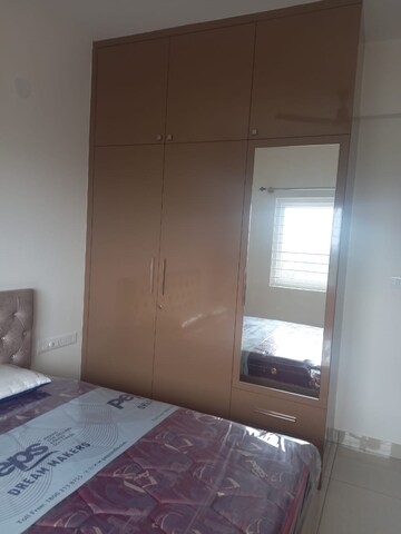 Room in 3.5 BHK Apartment at Prestige Elysian, Bannerghatta Road – for Rent