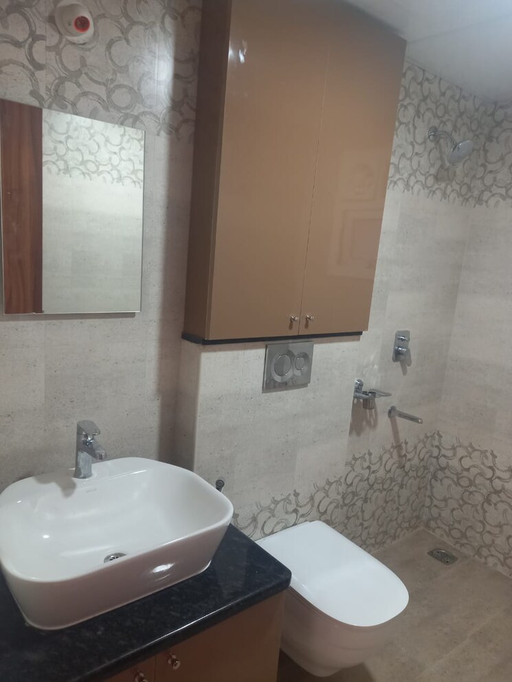 Bathroom, prestige-elysian 3.5 Bedroom 1810 Sq.Ft. Apartment In Bannerghatta Road Bangalore 8866095