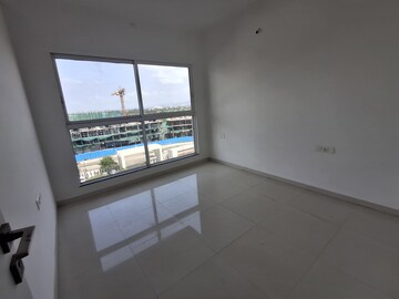 Room in 2 BHK Apartment at Godrej Boulevard, Manjari – for Rent