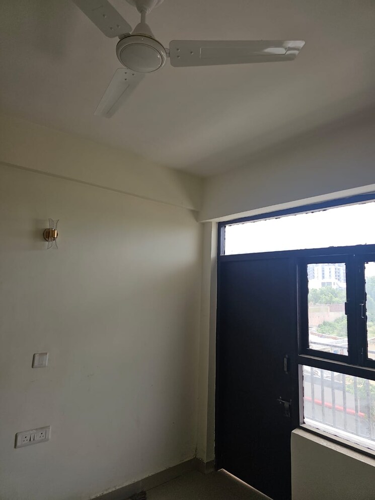 Room, amolik-sankalp 3 Bedroom 650 Sq.Ft. Apartment In Sector 85 Faridabad 8866181