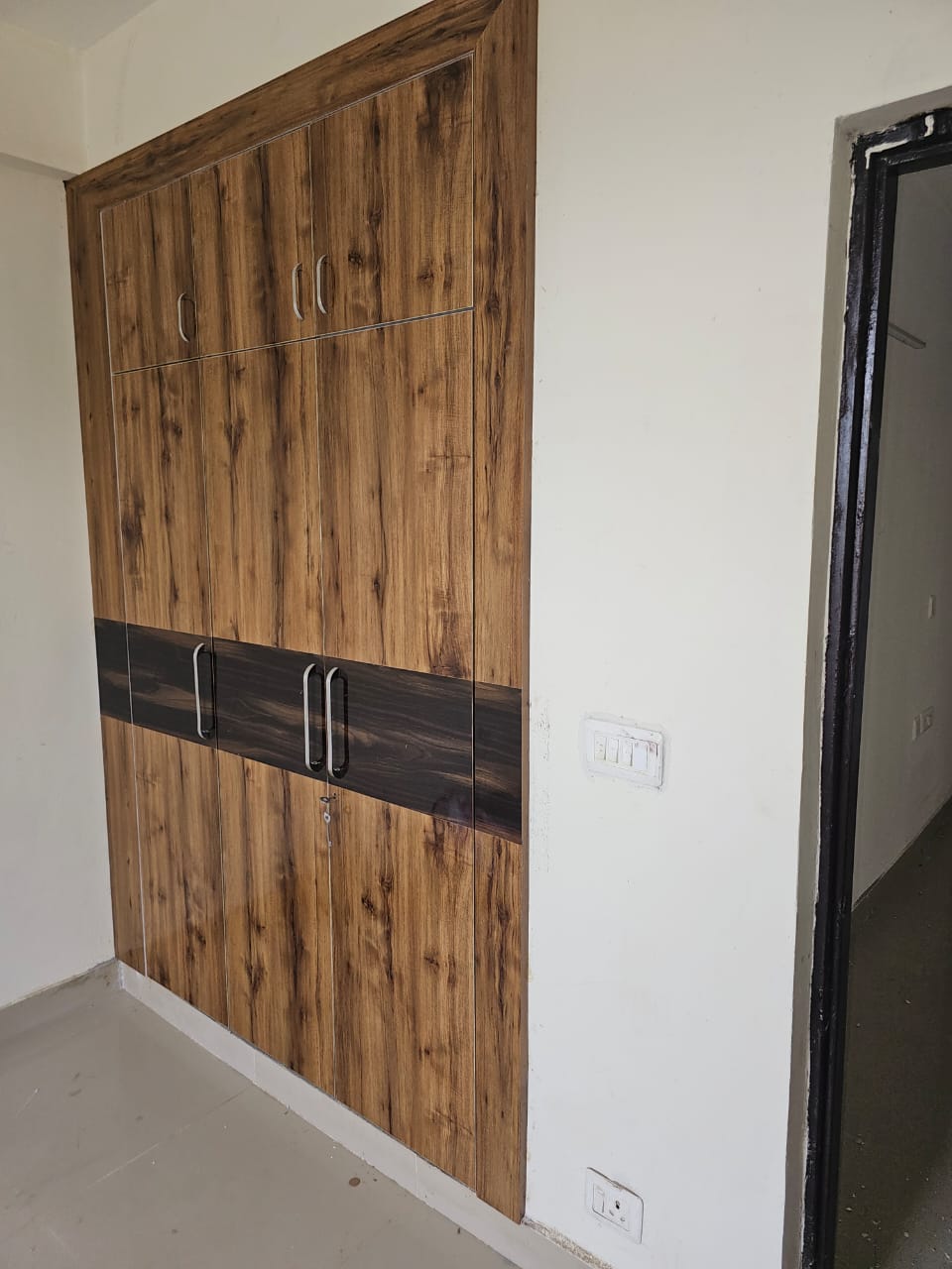 3 BHK Apartment For Rent in Amolik Sankalp