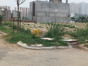  Plot For Sale in Wave City, Wave City