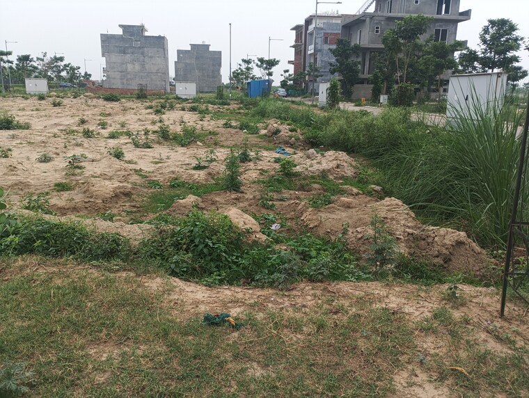undefined, wave-city  3377 Sq.Yd. Plot In Wave City Ghaziabad 8866178
