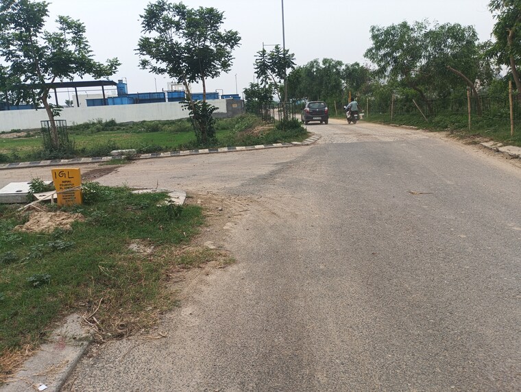 undefined, wave-city  3377 Sq.Yd. Plot In Wave City Ghaziabad 8866178