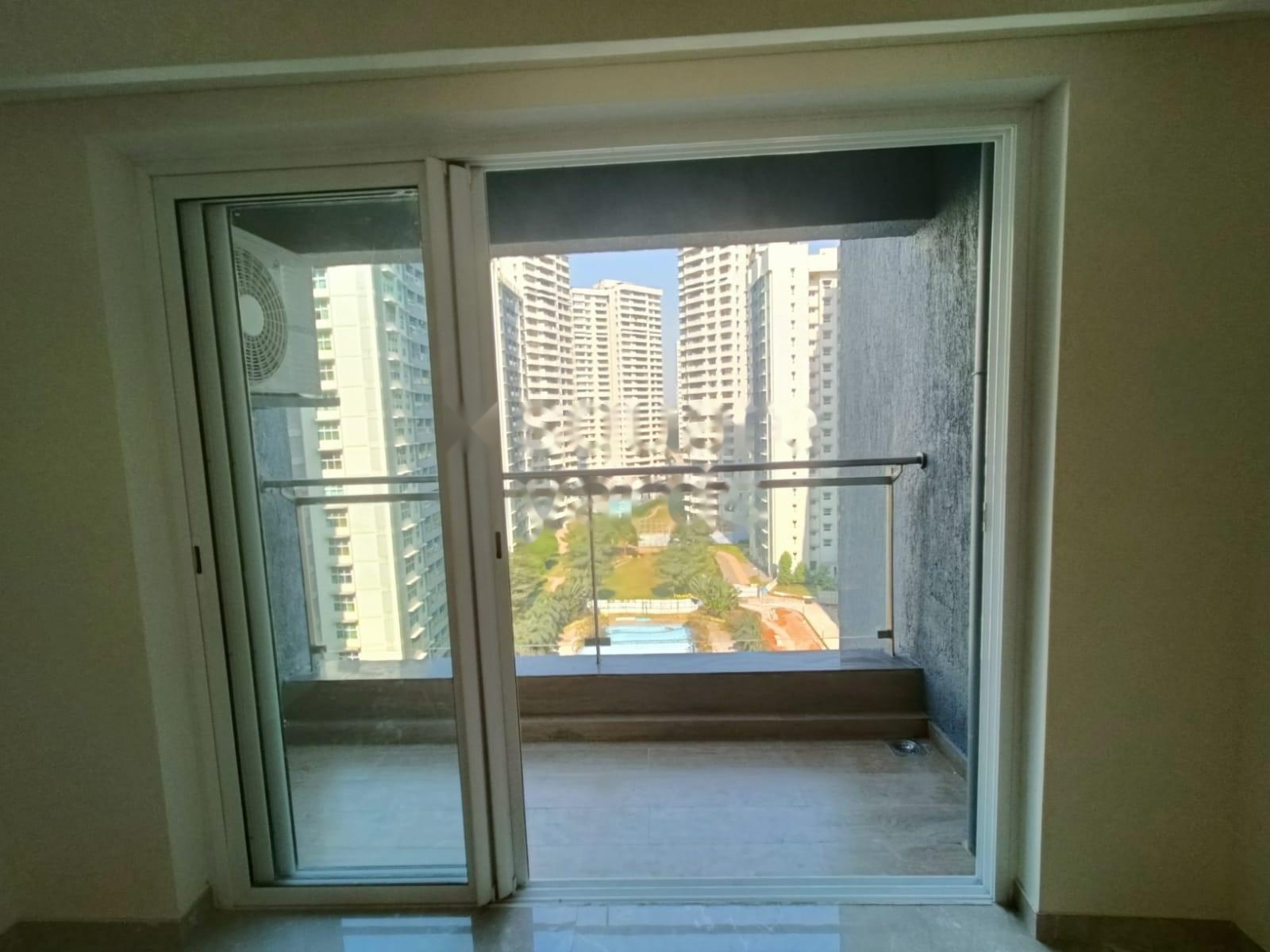 2.5 BHK Apartment For Rent in L&T Emerald Isle