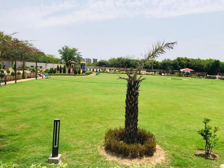 Garden, sector 115 3 Bedroom 1943 Sq.Ft. Apartment In Sector 115 Mohali 8866189