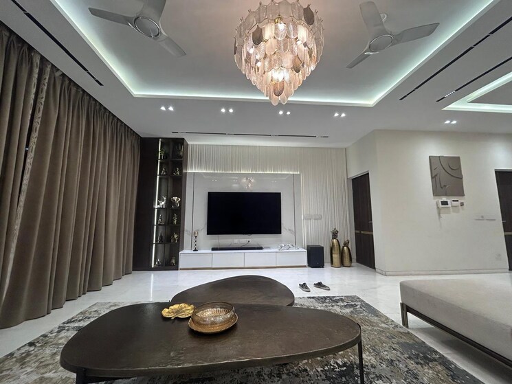 Master Bedroom, tata-primanti-villas 4 Bedroom 7000 Sq.Ft. Villa In Sector 72 Gurgaon 8866207