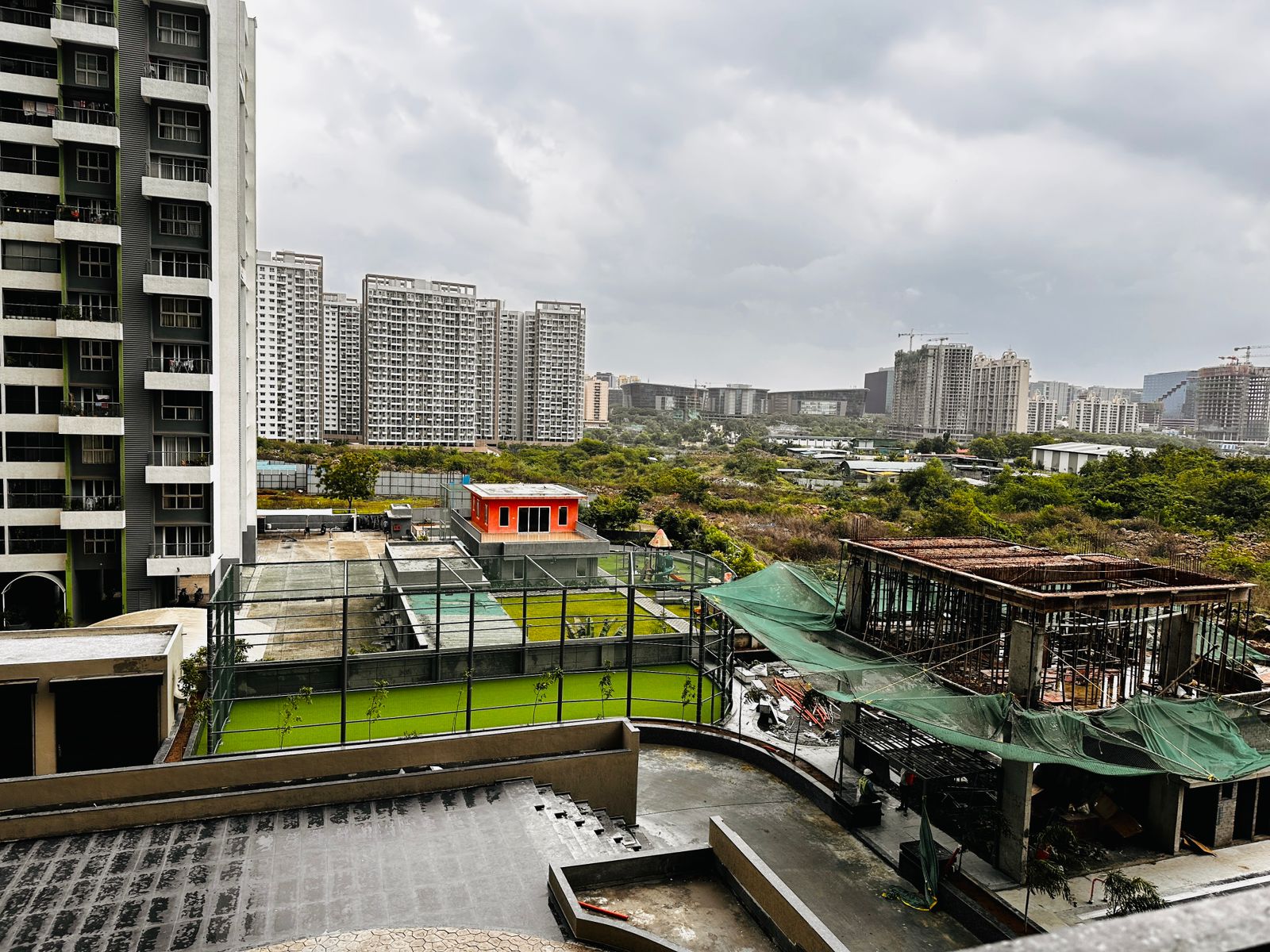 2 BHK Apartment For Rent in Mantra Mesmer