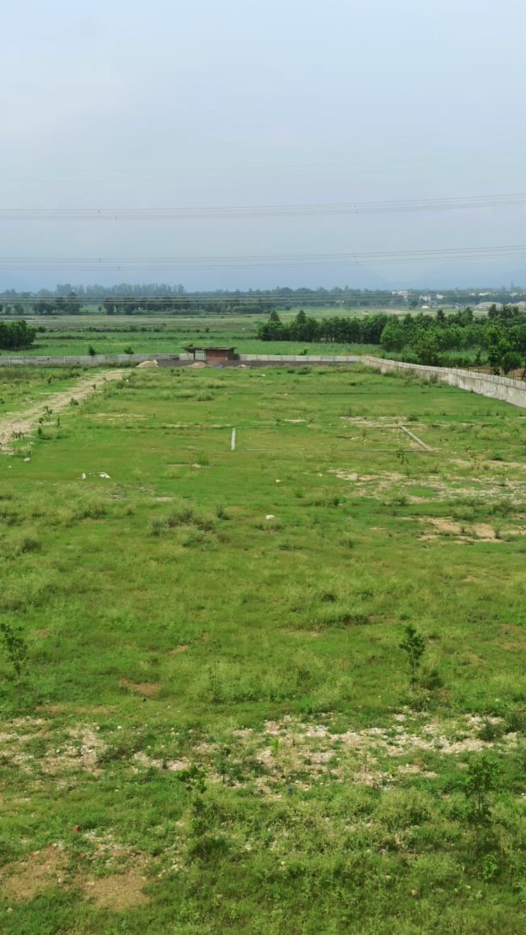 undefined, shimla bypass road  150 Sq.Yd. Plot In Shimla Bypass Road Dehradun 8866287